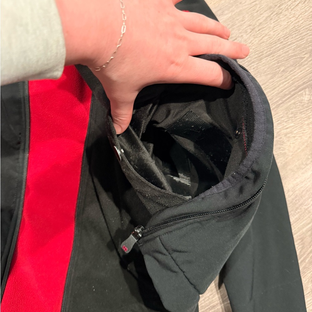 Cinch Women's Softshell Jacket Concealed Carry - image 6